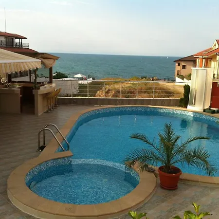 Family Perla 3* Sozopol