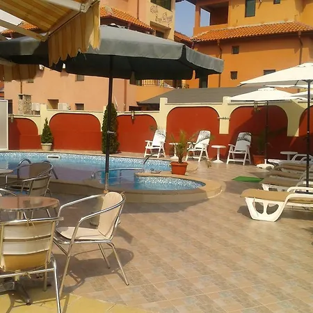 Family Perla 3*