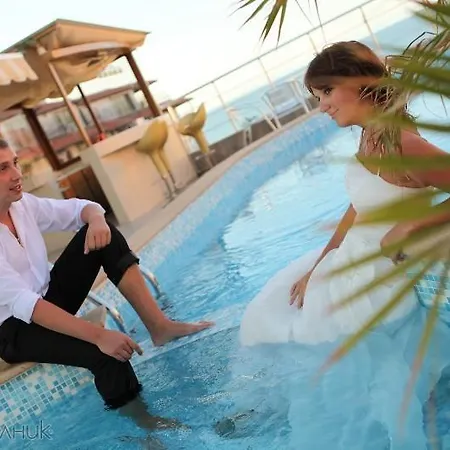 Hotell Family Perla 3*